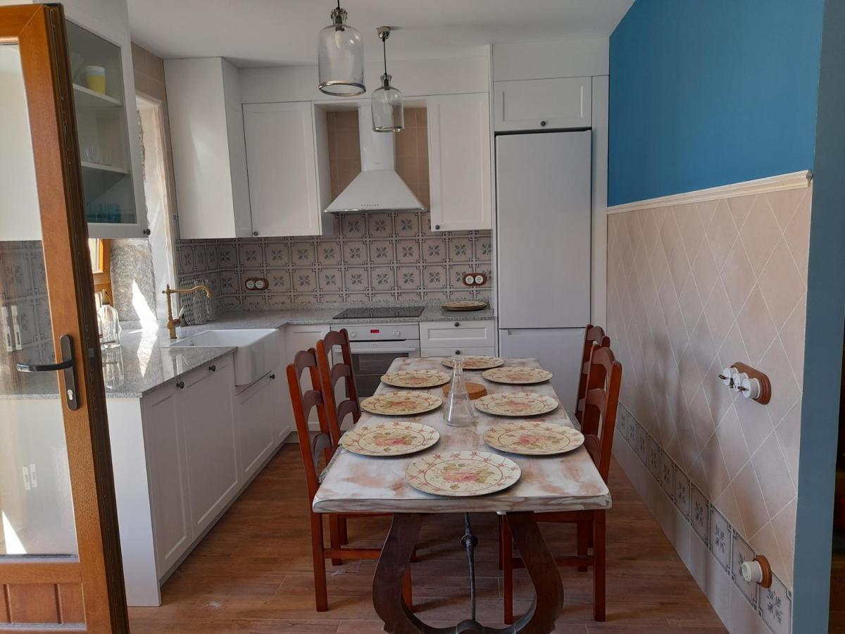 Casa Rural Del Tio Maino Becerril de la Sierra Bagian luar foto
